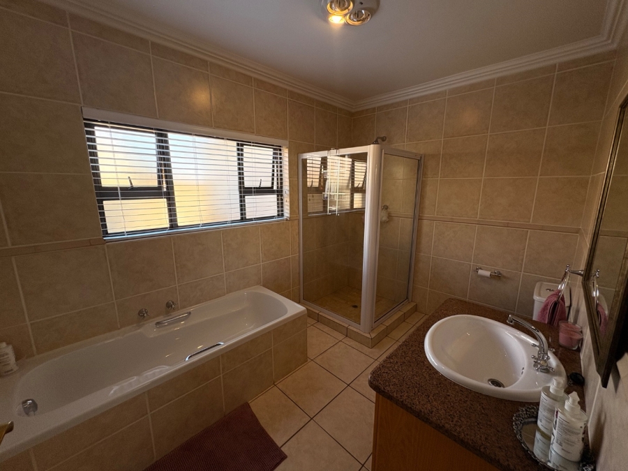 3 Bedroom Property for Sale in Wilkoppies North West